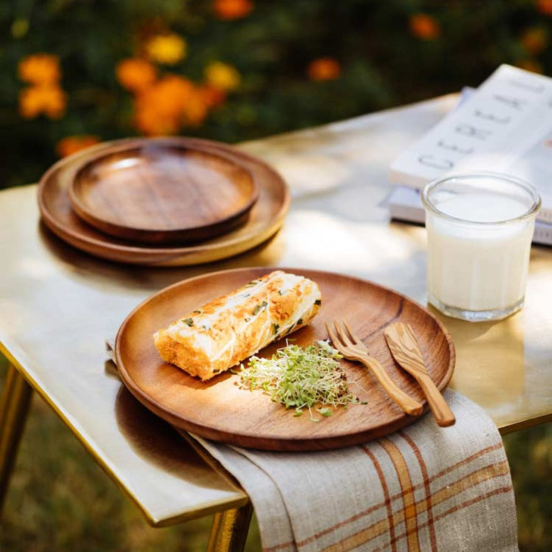 Acacia Wood Plate Set