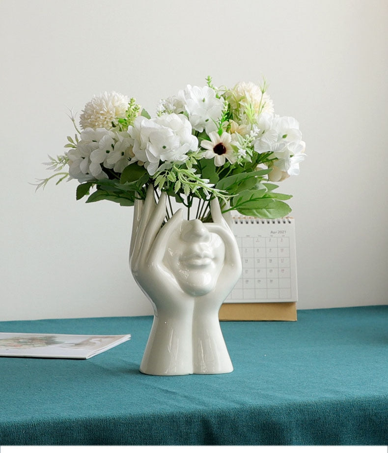 Abstract Face Vase