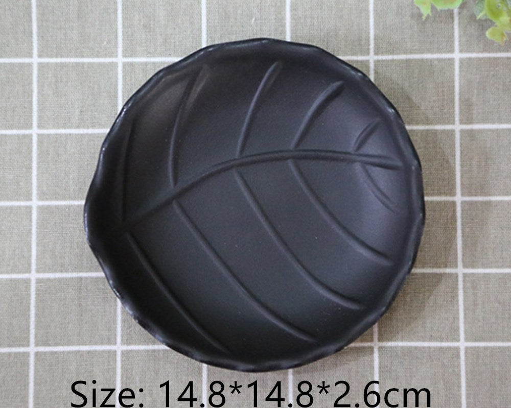 Black Oval Plate