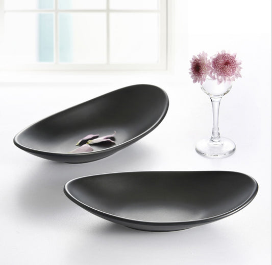 Black Oval Plate